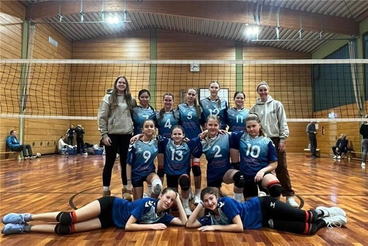 Damen 2.Fotos: privat