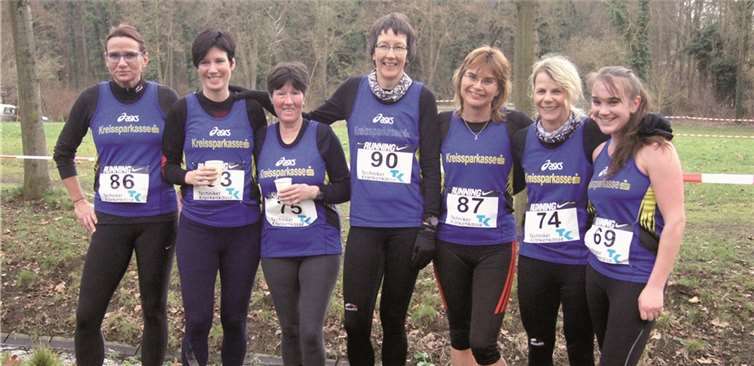Damen der LG Kreis Ahrweiler, v.l. Anja Zinn, Michaela Jüris, Elisabeth Meyer, Mechthild Schütz, Sabine Schenke, Swantje Kolberg, Tabea Schenke.privat