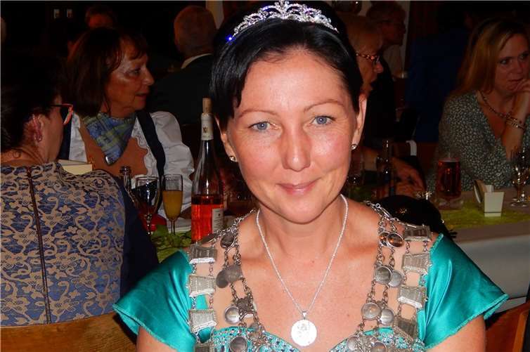 Damenkönigin Martina Stutzke ist mittlerweile auch Kreisdamenkönigin.