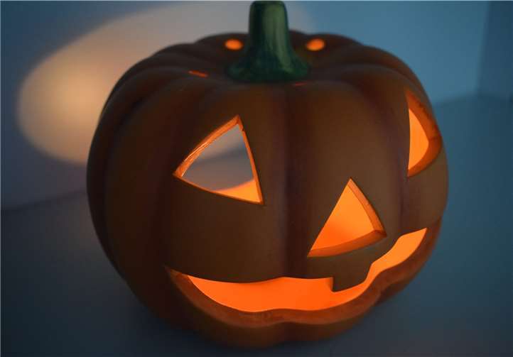 Damit Halloween schaurig-schön wird, braucht es auch beim Streichespielen gewisse Regeln. Foto: LKA Rheinland-Pfalz