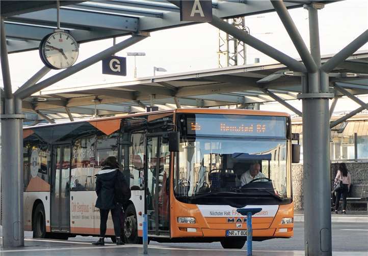 Damit Schüler und Menschen ohne Auto mobil bleiben, bewilligte der Kreisausschuss den MVB 50.000 Euro/Monat Zuschuss.Fotos: FF