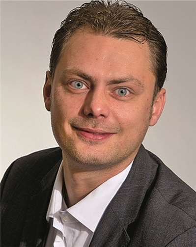 Daniel Köbler referiert in Remagen. privat