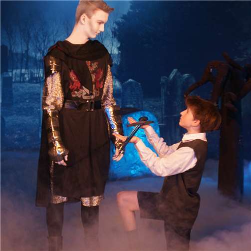 Daniel Thewes als William Longspee und Tim van den Boom als Jon Whitcroft (v. l. n. r.).privat