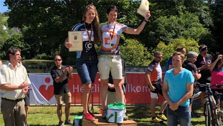 Markus Risse wird Rheinland-Pfalz Meister Daniela Gerhards (links) erreichte den 3. Platz in ihrer Altersklasse.