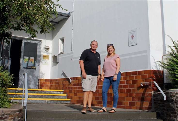 Daniela Nowak, 1. Vorsitzende der CDU Lay und ihr Stellvertreter Thomas Jost vor Ort. Quelle: CDU Lay