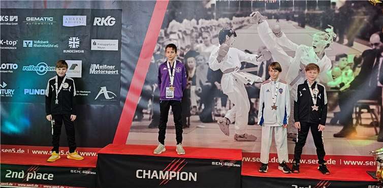 Daniil Luca und Maxim Luca auf Platz 2 und 3  Foto: KSC Puderbach