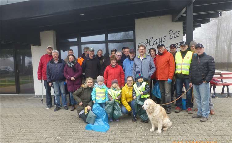 Dank der zahlreichen Helfer war die Müllsammelaktion wieder ein voller Erfolg. Foto: privat
