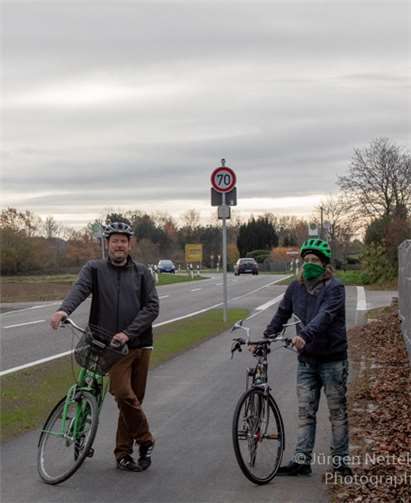 Dank des Lückenschlusses können Radfahrer zukünftig problemlos die Kreisgrenzen überwinden. Foto: Jürgen Nettekoven
