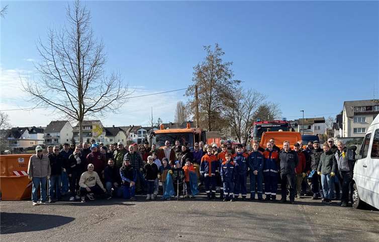 Mehr als zwei Tonnen Müll gesammelt Dank des tatkräftigen Einsatzes aller Beteiligten erstrahlt Kesselheim nun wieder ein Stück sauberer. Quelle: Ortsvorsteher Kesselheim