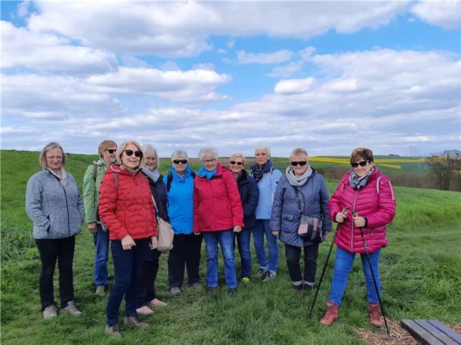 Dann hat „frau“ den Rundweg erklommen, ohne dass ein Regenschauer die Wanderung gestört hat. Foto: privat
