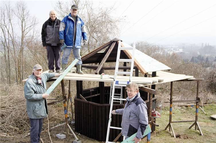 Dann wird die Hütte an der Burggrafenstraße renoviert.