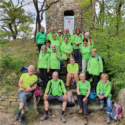 Darauf hatten die Sinziger Eifelfreunde lange gewartet, nach zweijähriger Pause ging es am 1. Mai wieder zum Krausberg. Foto: privat