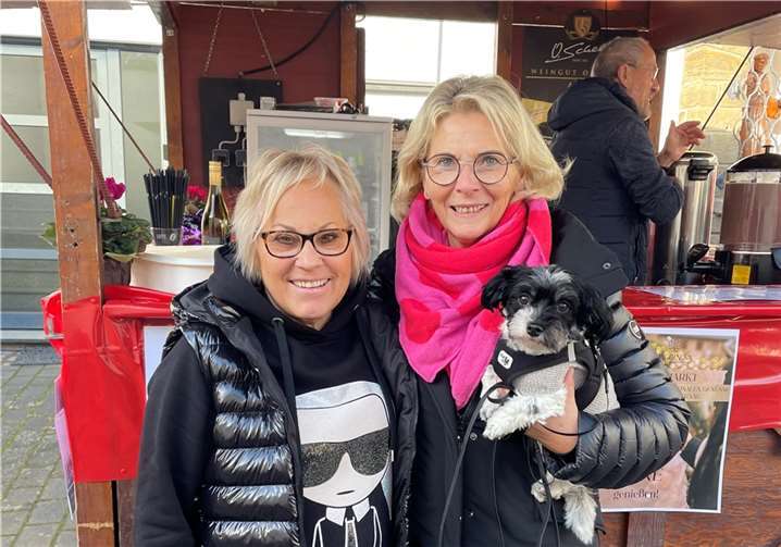 Daria Nahrings (l.) und Marion Knopp von der Kinderkrebshilfe in Bonn.  Foto:privat