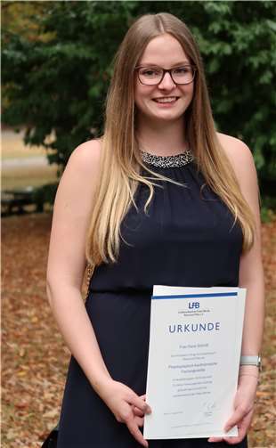 Daria Schmitt wurde für ihre herausragenden Leistungen in der Abschlussprüfung geehrt. privat