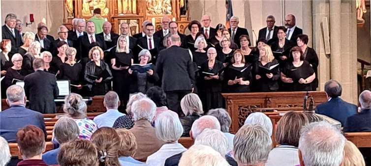 Das 200-jährige Jubiläum des Kirchenchors Thür wurde mit einem Festgottestdienst gefeiert.  Foto: privat