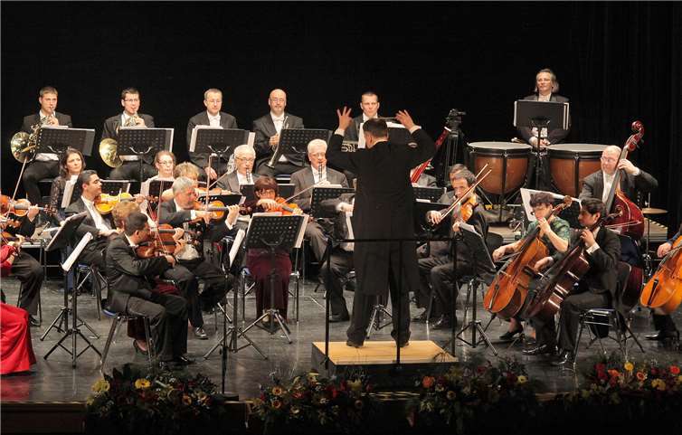 Das 24-köpfige Orchester besteht gänzlich aus Profimusikern.Foto: privat