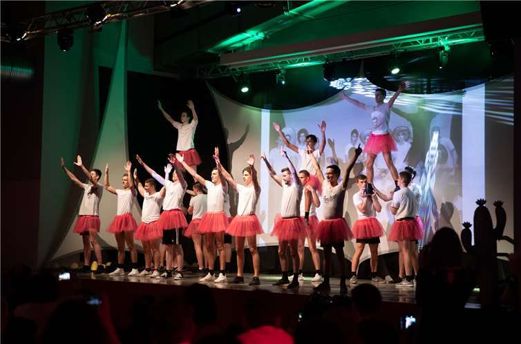 Das Abiturienten Männerballett war das Highlight zum Schluss der Veranstaltung.