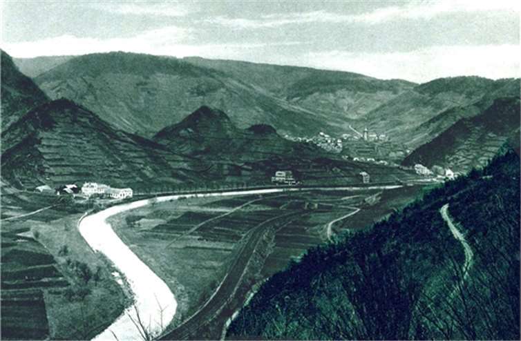 Das Ahrtal im Bildband von 1927. privat