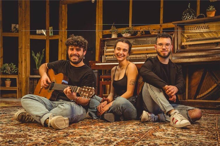 Das Alba Armengou Trio