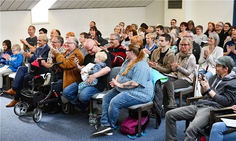 Das Alter der Besucher varriierte von jung bis alt.Fotos: RASCH