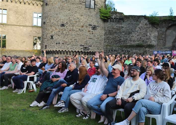 Das Andernacher Publikum war von den fünf „NightWash“ Comedian restlos begeistert. Fotos: WAMFO.DE