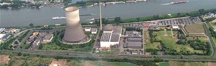 Das Atomkraftwerk Mülheim-Kärlich aus der Luft. RWE