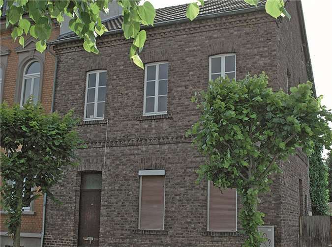 Das Bares-Haus am Kirchplatz wird kurzfristig weder verkauf noch abgerissen. -BL-