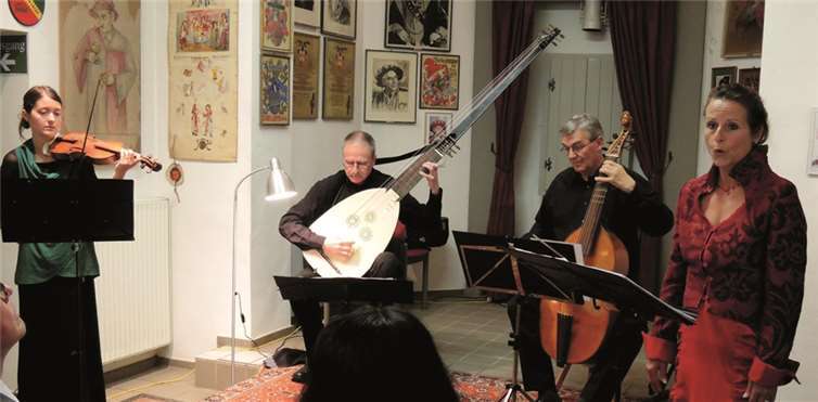 Das Barock-Ensemble „Music for a While“ begeisterte in der ehemaligen Pallottiner-Kapelle in Ehrenbreitstein mit Klängen auf nach zeitgenössischen Vorbildern gefertigten Instrumenten.BSB