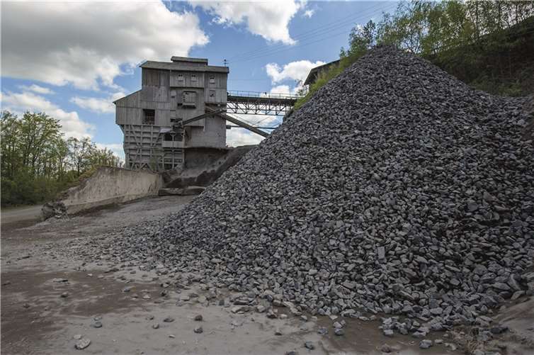 Das Basalt-Brechwerk der Firma Mayko in Mayen.