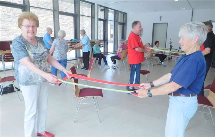 Das Bewegungsangebot richtet sich an ältere Menschen, die sich in der Gemeinschaft bewegen möchten.Foto: privat