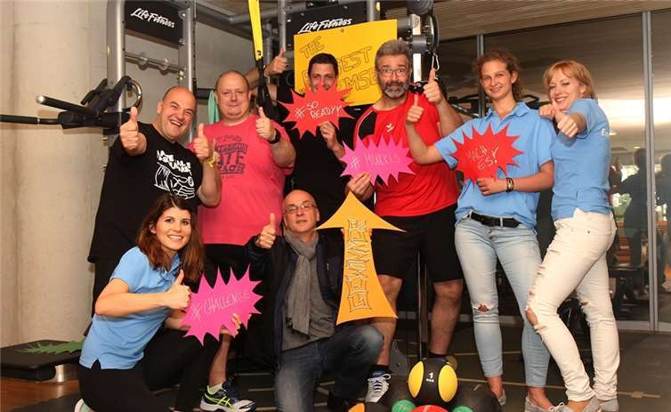 Das Biggest Emser Team mit bürgermeisterlicher Unterstützung bei der Siegerehrung – hätte sich Marius noch rasiert, wären wahrscheinlich die 25 Kilo Grenze auch noch gefallen.privat