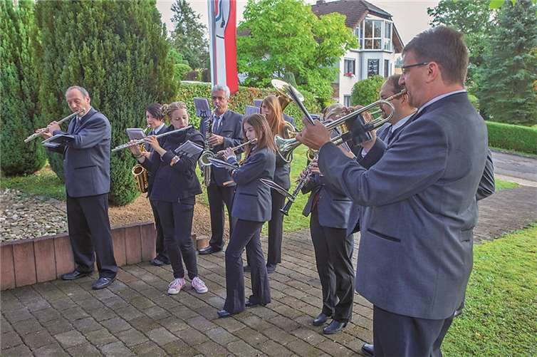 Das Blasorchester Stebach/Maischeid gestaltete den Gottesdienst musikalisch mit.