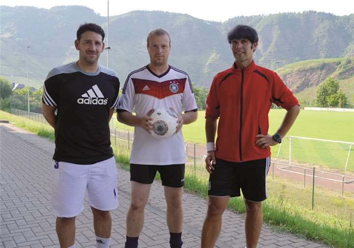 Das Bremmer Macher-Trio: Co-Trainer Sascha Schmitz, SG-Vorsitzender Jan Braun und Trainer Christoph Reinisch.LS