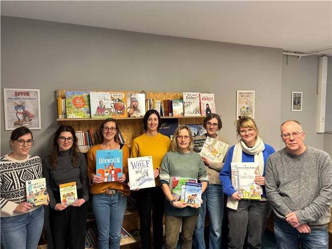 Das Büchereiteam wählte im Voraus spezifische Buchtitel aus.  Foto: privat