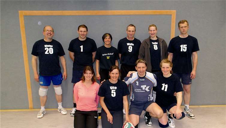 Das Burgbrohler Volleyballteam beendete die Saison auf dem fünften Platz der A-Liga. privat