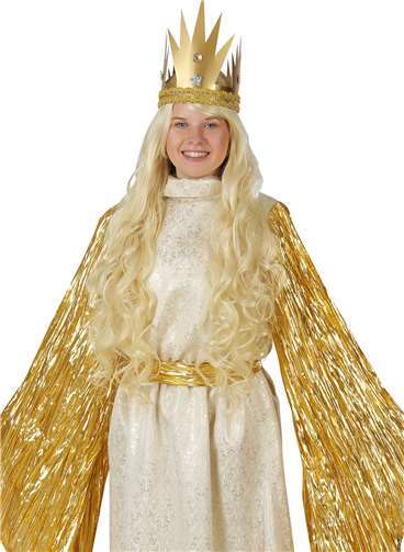 Das Christkind kommt aus dem Westerwald: Auch in diesem Jahr verleiht Ilka Weber dem Montabaurer Weihnachtstreff goldenen Glanz. Foto: privat
