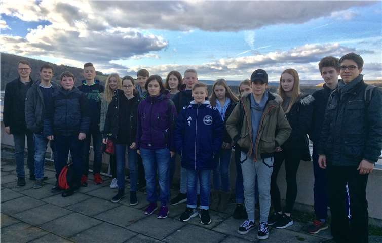 Das Dach des Diakonie Krankenhauses bot den Konfirmandinnen und Konfirmanden einen schönen Ausblick.Privat