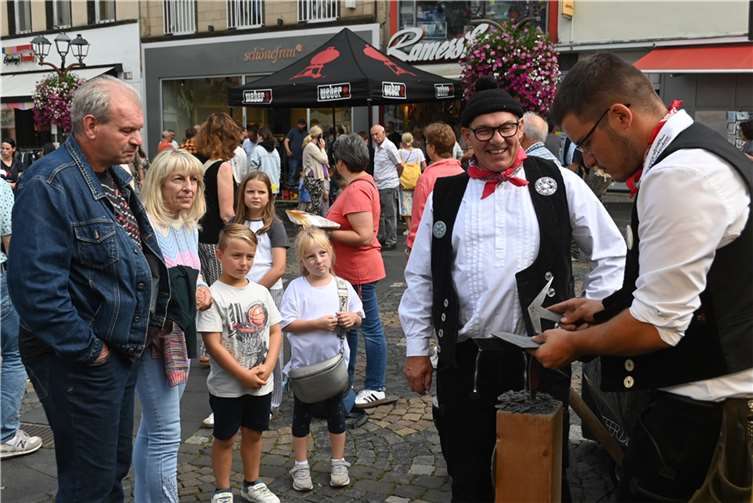Das Dachdeckerhandwerk war auf dem Marktplatz ebenso vertreten.