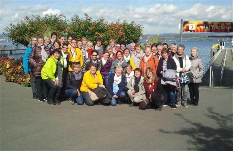 Das Damenkomitee Herzblättchen Unkel auf der Insel Mainau. privat