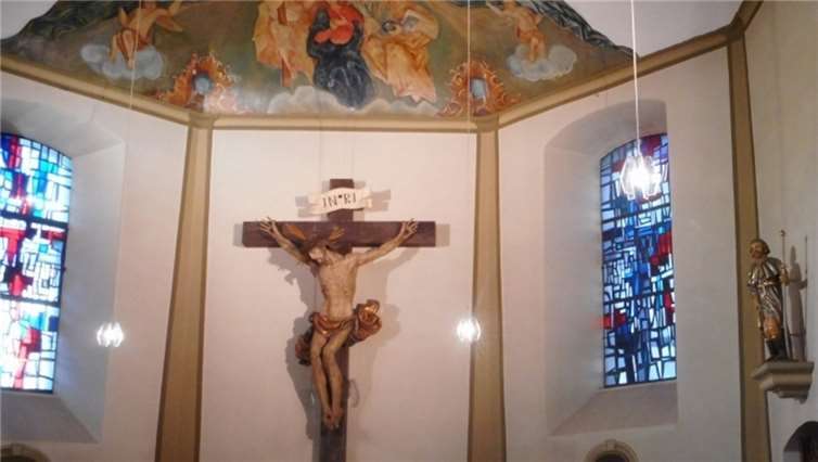 Das Deckenfresko im Chorraum der Kapelle St. Josef Walporzheim zeigt die Darstellung „Mariä-Himmelfahrt“.Foto: privat