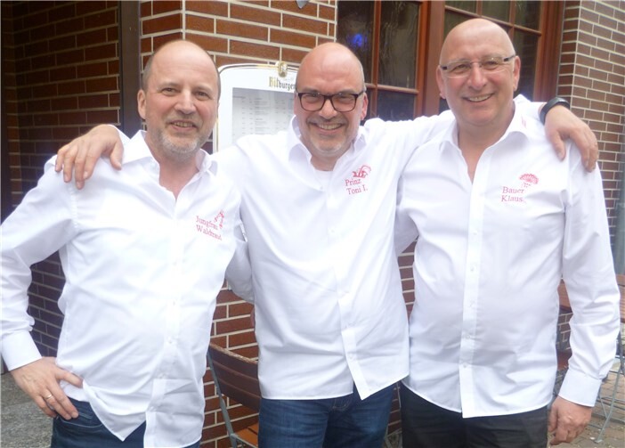 Das Dreigestirn der KG Odendorf in der Session 2019/2020 (von links): Jungfrau Waldtraud, Prinz Toni I. und Bauer Klaus.Foto: privat