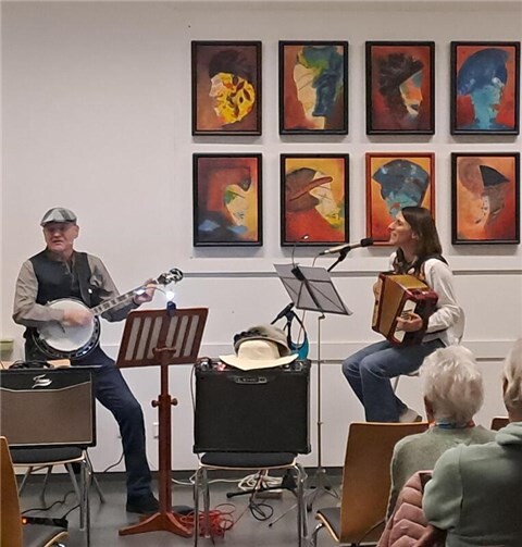 Das Duo „Adrénaline & Placebo“ begeisterte das Publikum.  Foto: MGH / Marion Surrey