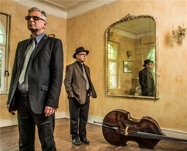 Das Duo Don & Ray wird den Raum zum Klingen bringen. Foto: Jürgen Bindrin