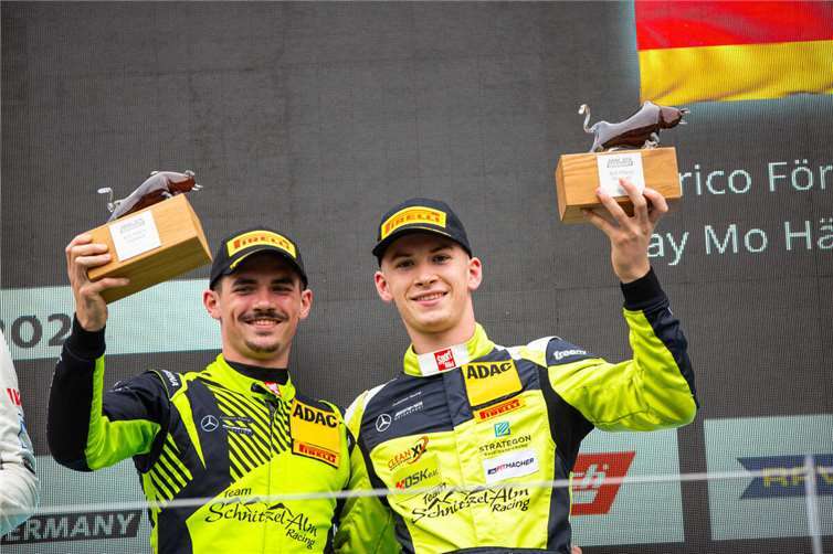 Das Duo Förderer/Härtling sicherten sie sich wertvolle Punkte im Titelrennen.  Fotos: Axel Weichert