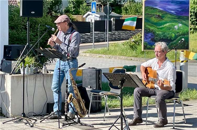 Das Duo Klezfluentes.