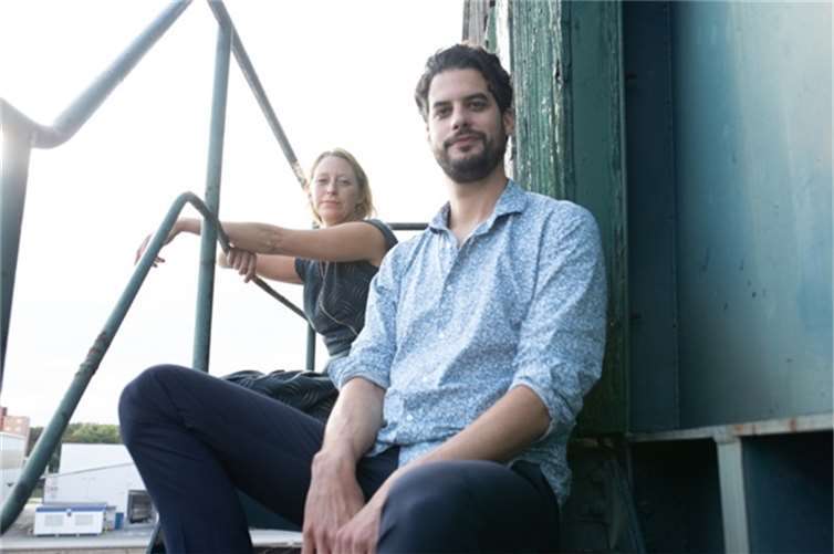 Das Duo „toi et moi“ aus Köln spielt in der evangelischen Kirche Oberwinter. Foto: privat