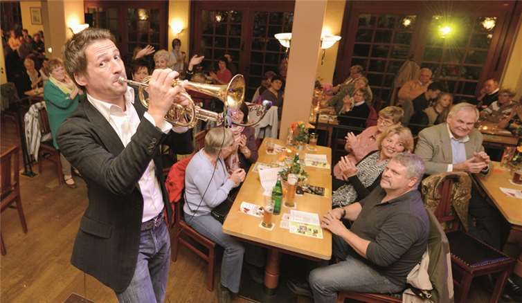 Das Eis war schnell gebrochen: Bruce Kapusta präsentierte sich in Hochform. FIX