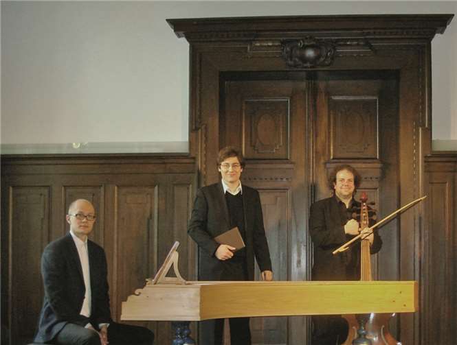 Das Ensemble „Barockwerk Ost“: Arve Stavran (Tasteninstrumente), Patrick Grahl (Tenor) und Felix Görg (Streichinstrumente).