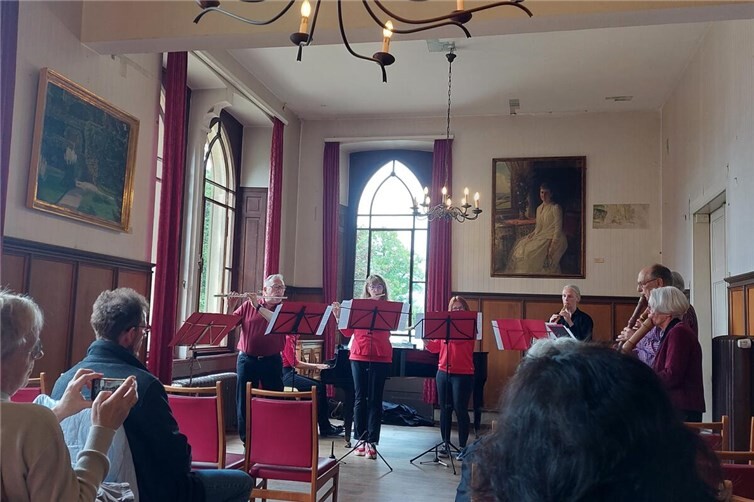 Das Ensemble XL der Musikschule im Kreis Ahrweiler spielte im Sinziger Museum.
