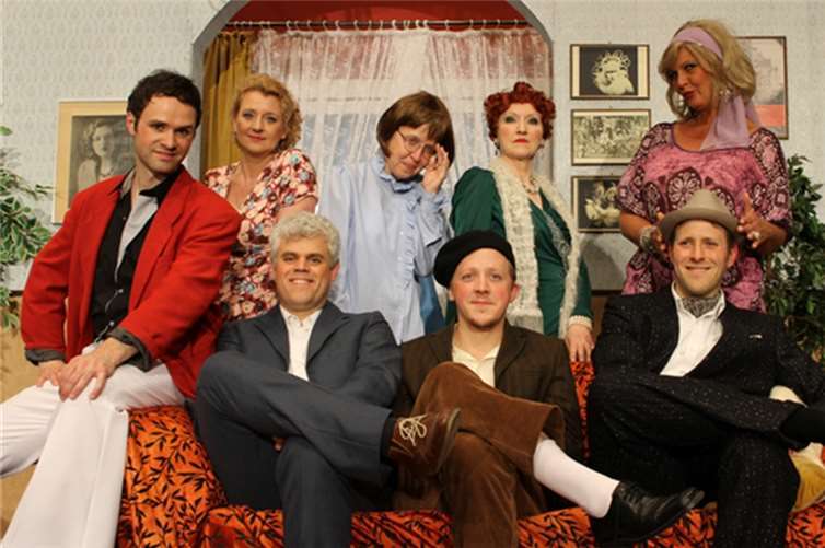 Das Ensemble der Studiobühne sorgt erneut für ein Verwirrspiel der besonderen Art. privat